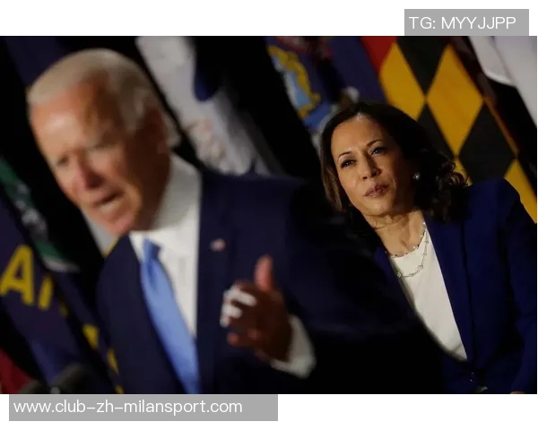 女主持与皮尔斯默契合作皮尔斯直言不愿与他人共做播客