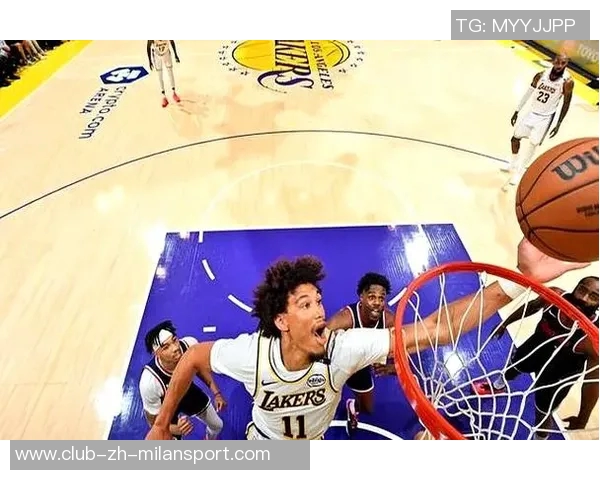 湖人队状态回暖轻取国王净胜24分重现强势表现 湖人队状态回暖轻取国王净胜24分重现强势表现