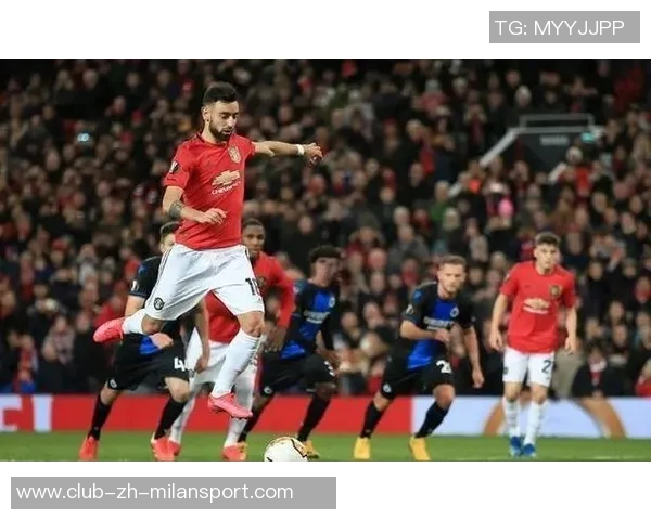 B费与阿莫林助教咖啡会面引发关注后者曾负责曼联定位球战术